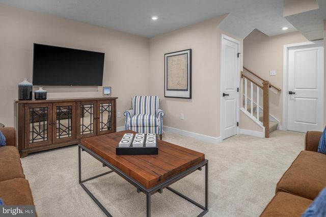 112 RIVOLI CT, New Cumberland, PA 17070