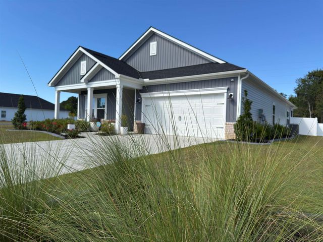 928 Maya Layne Dr., Little River, SC 29566