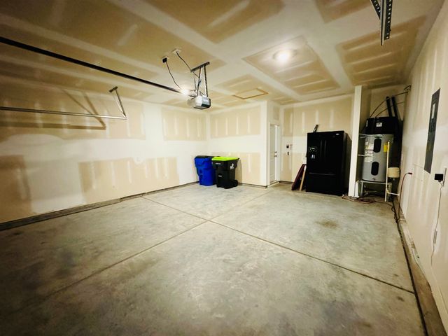 928 Maya Layne Dr., Little River, SC 29566