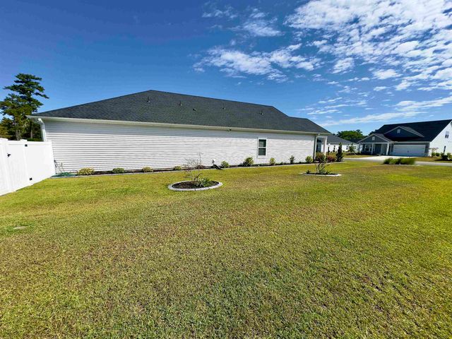928 Maya Layne Dr., Little River, SC 29566