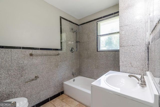 6414 E Shadow Rock Drive, Lithonia, GA 30058