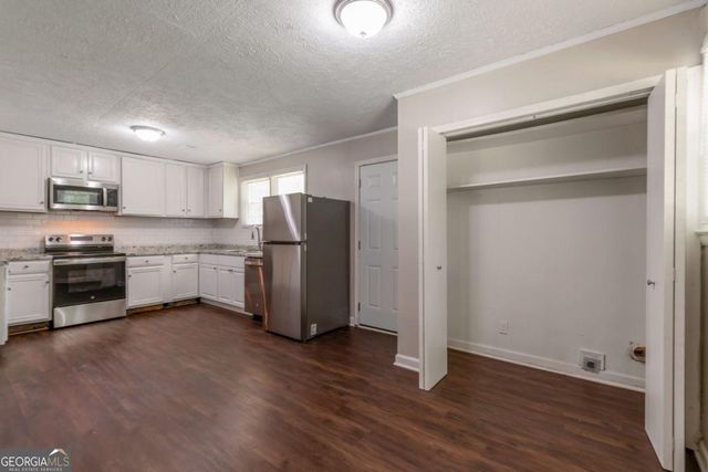 6414 E Shadow Rock Drive, Lithonia, GA 30058