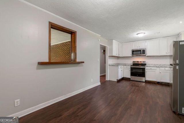 6414 E Shadow Rock Drive, Lithonia, GA 30058