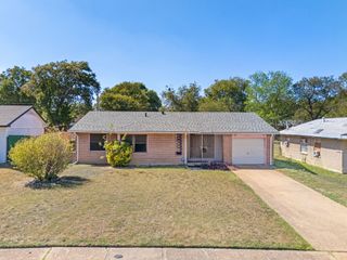 7215 Wilcox Drive, Dallas, TX 75232