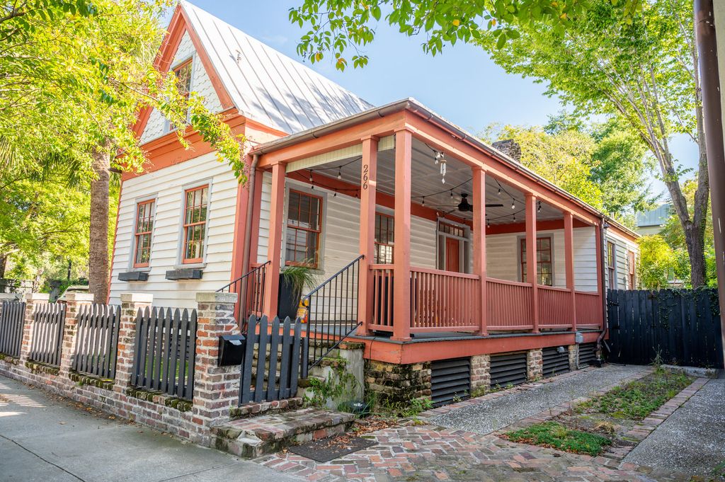 266 Ashley Avenue, Charleston, SC 29403