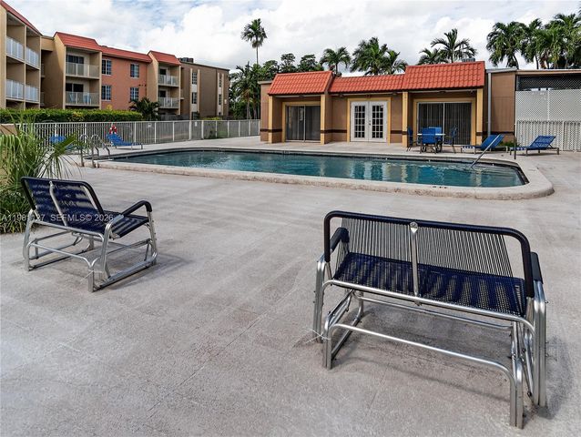 4800 NW 79th Ave 206, Doral, FL 33166