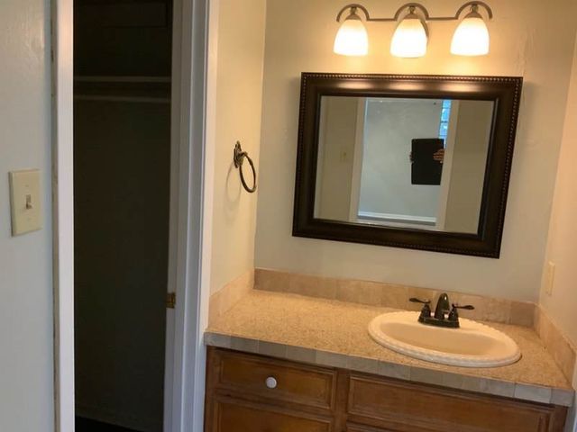 1470 W South Loop, Stephenville, TX 76401