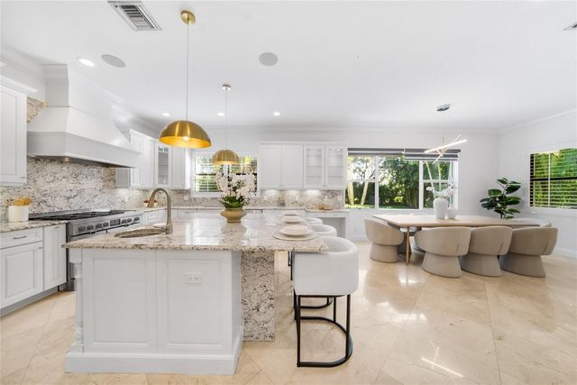 8252 Bradford Way, Parkland, FL 33076