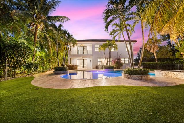 8252 Bradford Way, Parkland, FL 33076