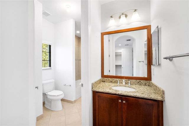 8252 Bradford Way, Parkland, FL 33076