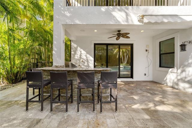 8252 Bradford Way, Parkland, FL 33076