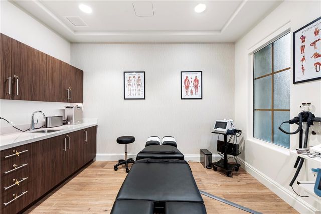 8252 Bradford Way, Parkland, FL 33076