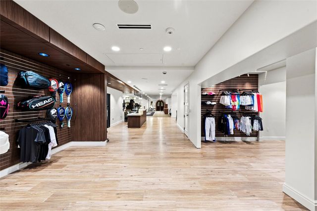 8252 Bradford Way, Parkland, FL 33076