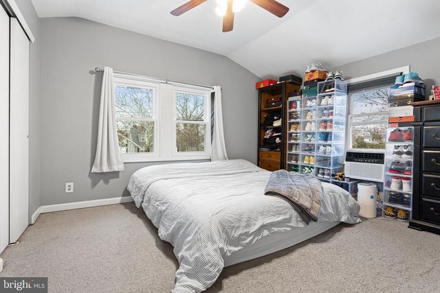 402 HESSIAN AVE, National Park, NJ 08063