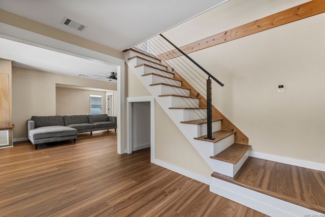 306 PLACID COVE DR, New Braunfels, TX 78130