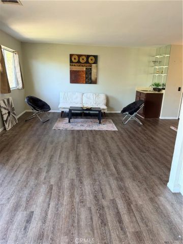 10215 Variel, Chatsworth, CA 91311