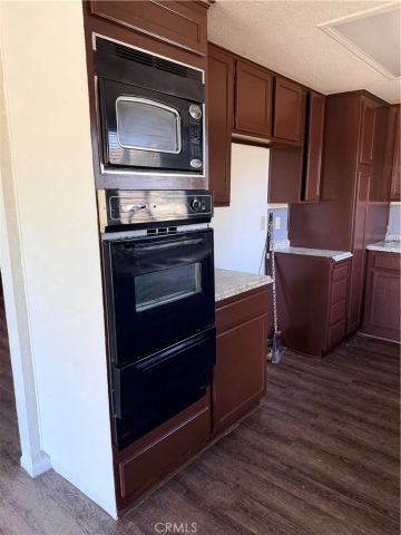 10215 Variel, Chatsworth, CA 91311