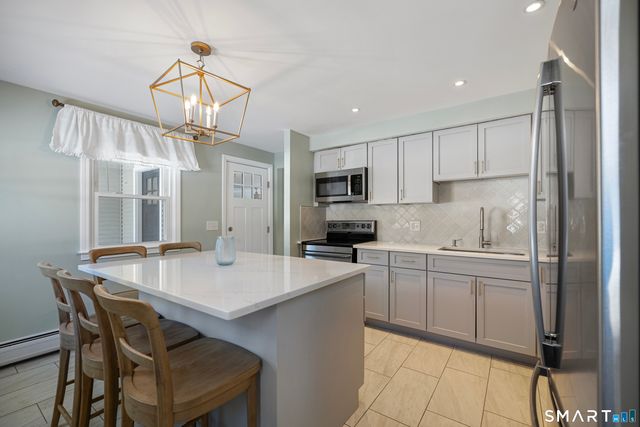 31 Edgewood Circle, Southington, CT 06489