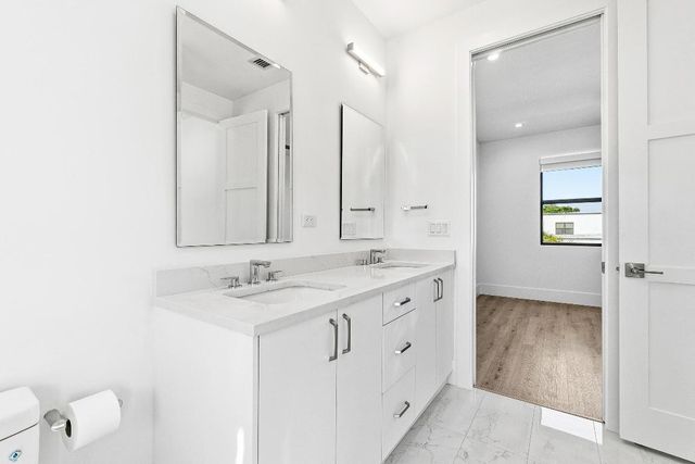 691 Kingsbridge Street, Boca Raton, FL 33487