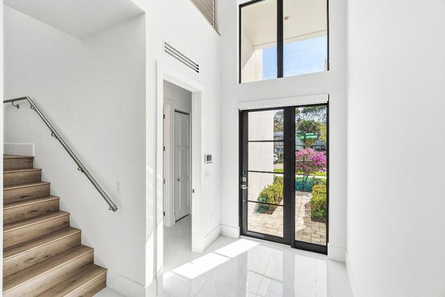 691 Kingsbridge Street, Boca Raton, FL 33487