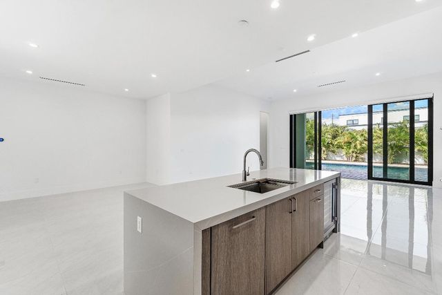 691 Kingsbridge Street, Boca Raton, FL 33487