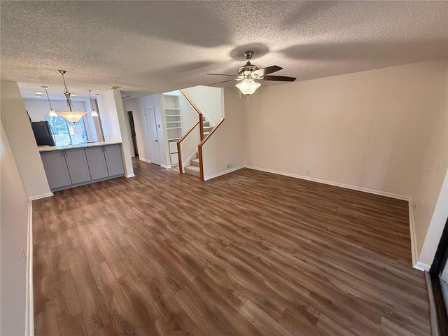 819 OAK PARK PLACE, Brandon, FL 33511