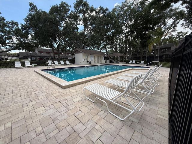819 OAK PARK PLACE, Brandon, FL 33511
