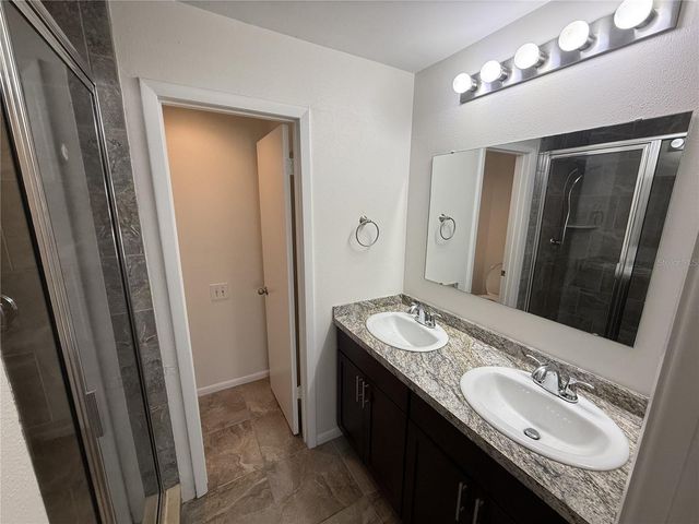 819 OAK PARK PLACE, Brandon, FL 33511