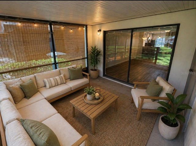 819 OAK PARK PLACE, Brandon, FL 33511