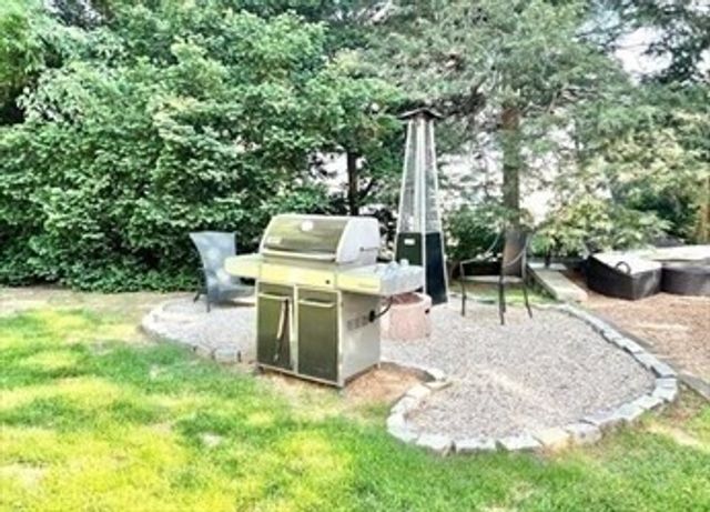 12 Kilburn Rd 12, Belmont, MA 02478
