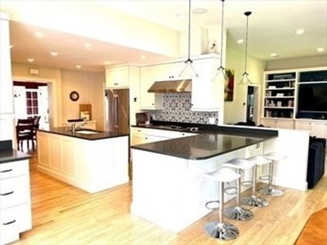 12 Kilburn Rd 12, Belmont, MA 02478