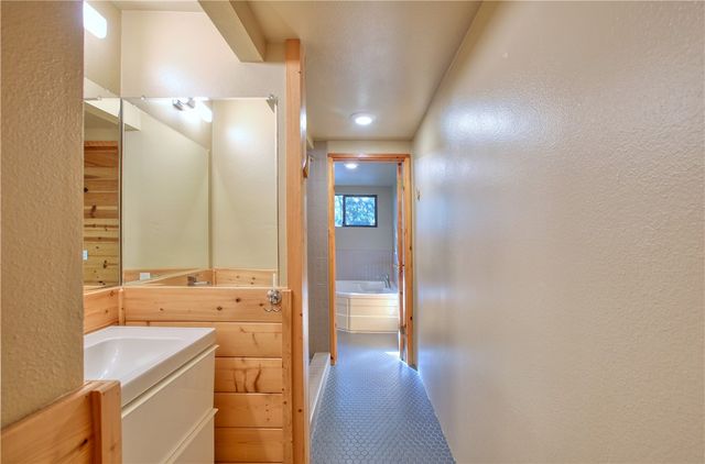 2100 Langton Street, Cambria, CA 93428