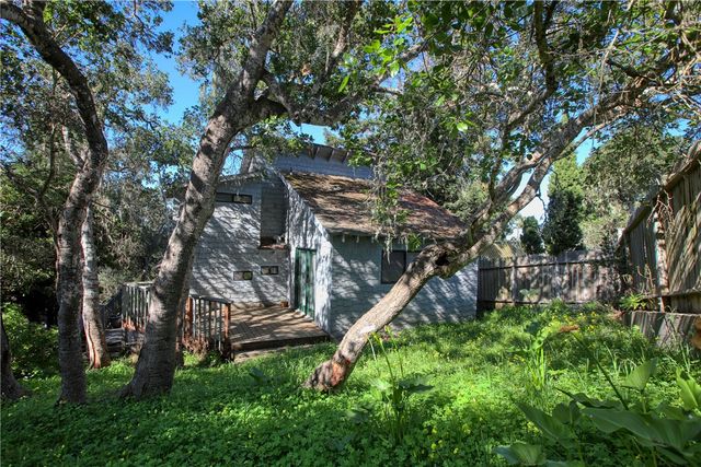 2100 Langton Street, Cambria, CA 93428