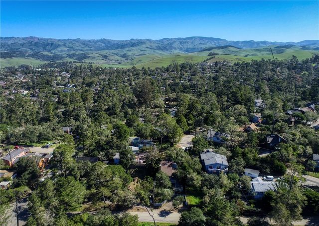 2100 Langton Street, Cambria, CA 93428