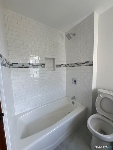 88 Boswell Street, Stratford, CT 06615