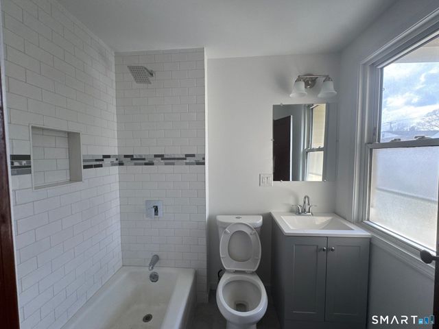 88 Boswell Street, Stratford, CT 06615