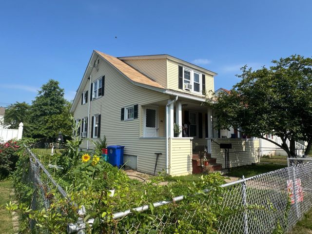 88 Boswell Street, Stratford, CT 06615