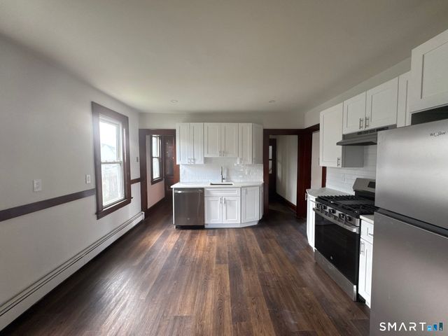 88 Boswell Street, Stratford, CT 06615