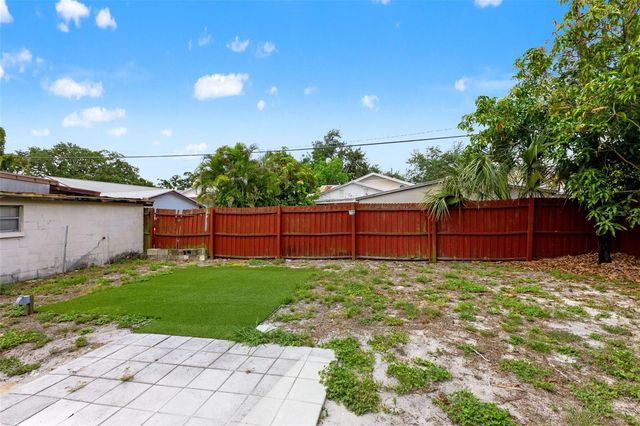 2403 CORRINE STREET, Tampa, FL 33605