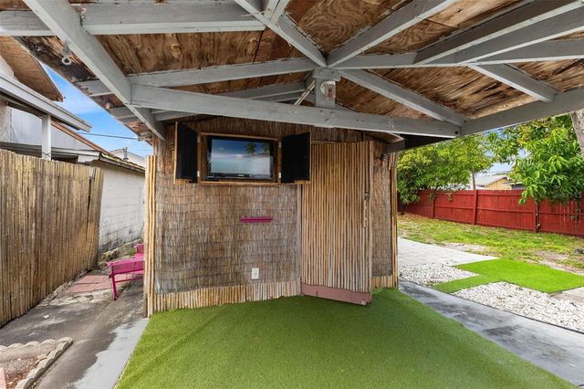 2403 CORRINE STREET, Tampa, FL 33605