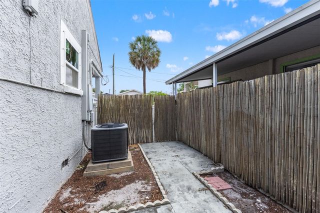 2403 CORRINE STREET, Tampa, FL 33605