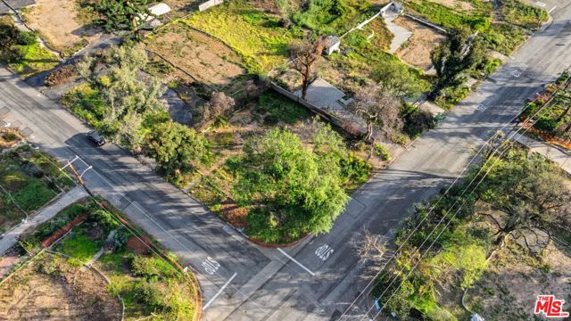 516 E Las Flores Drive, Altadena, CA 91001