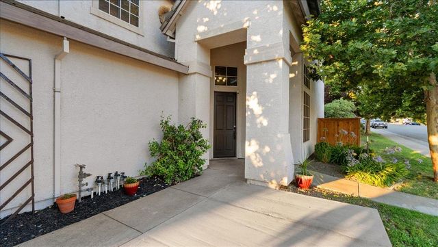 2955 Cardinal Dr, Lincoln, CA 95648