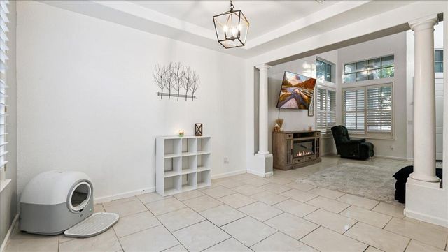 2955 Cardinal Dr, Lincoln, CA 95648