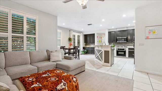 2955 Cardinal Dr, Lincoln, CA 95648