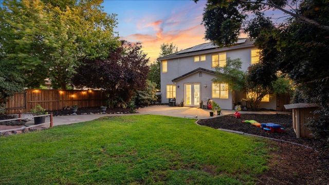 2955 Cardinal Dr, Lincoln, CA 95648