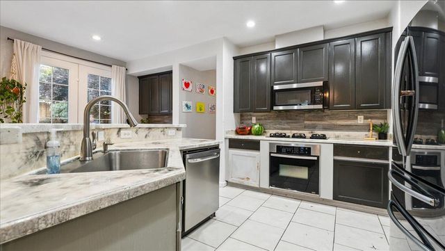 2955 Cardinal Dr, Lincoln, CA 95648