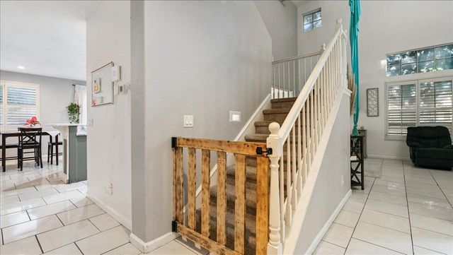 2955 Cardinal Dr, Lincoln, CA 95648