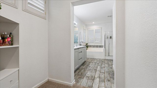 2955 Cardinal Dr, Lincoln, CA 95648