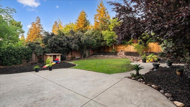 2955 Cardinal Dr, Lincoln, CA 95648